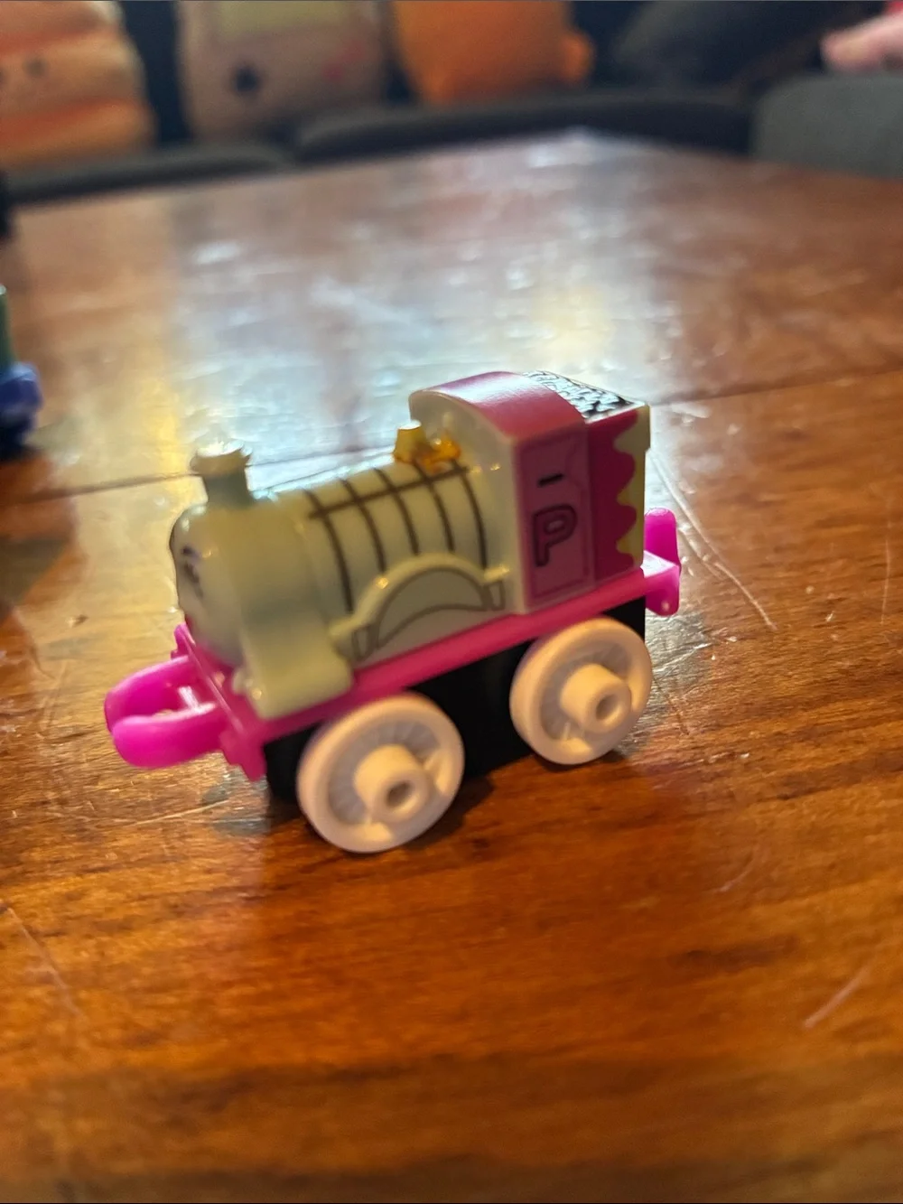 Thomas & Friends Mini Character Trains in Red, Green, Blue, Purple & Pink